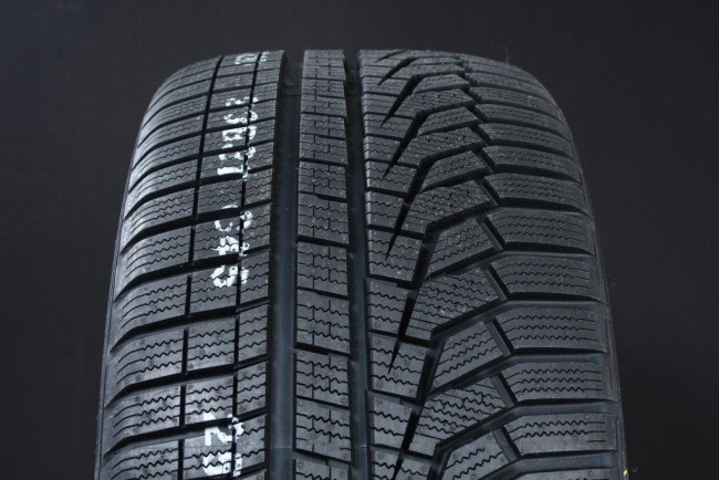 315/35R20 HANKOOK WINTER I*CEPT EVO2 W320 FRIKTION