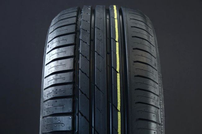 235/55R18 NOKIAN WETPROOF SUV