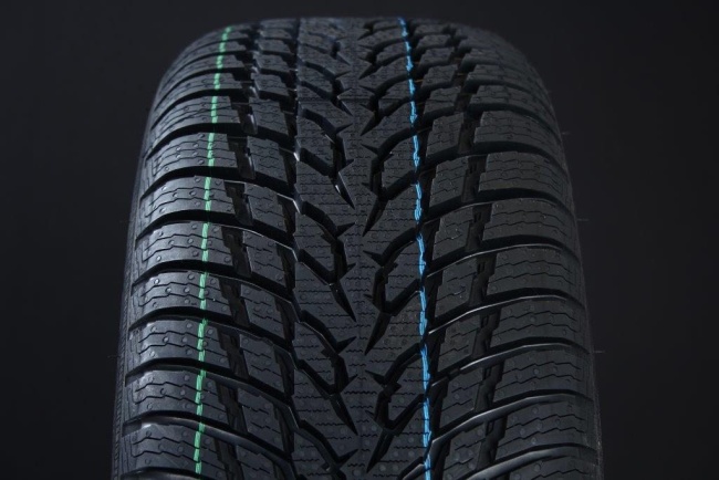 205/60R16 NOKIAN WR SNOWPROOF RUNFLAT FRIKTION