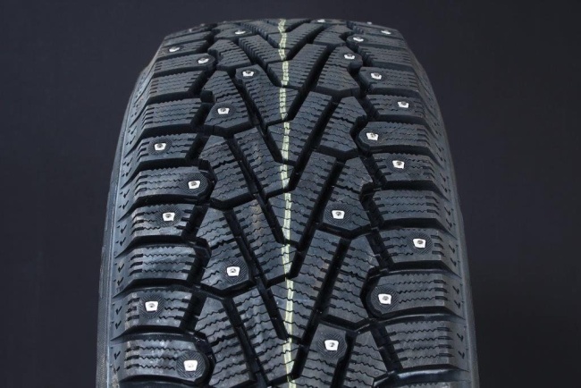 295/40R21 PIRELLI WINTER ICE ZERO DUBB