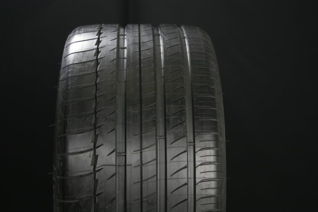 265/40R18 MICHELIN PILOT SPORT 2