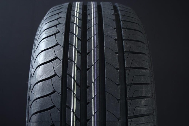 235/55R17 GOODYEAR EFFICIENTGRIP