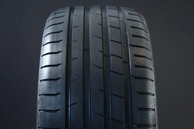 255/45R19 NOKIAN POWERPROOF