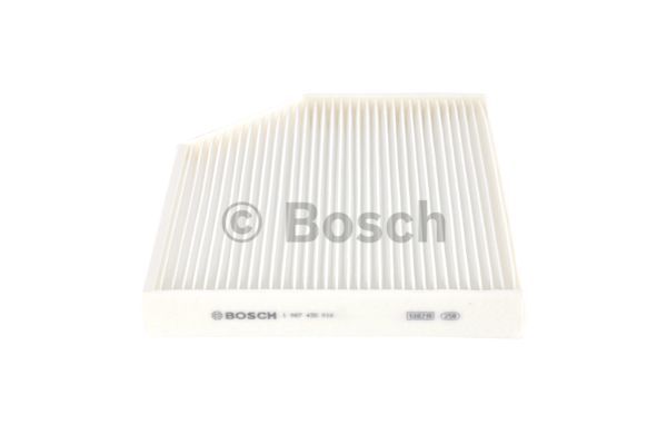 Raitisilmasuodatin BOSCH 1 987 435 016
