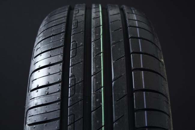 215/50R17 GOODYEAR EFFICIENTGRIP PERFORMANCE