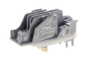 Ohjainlaite, valo, Molemminpuolin, BMW 7 [G11, G12], 63 11 7 440 359