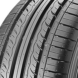 Kumho Solus KH17 ( 175/65 R13 80T )